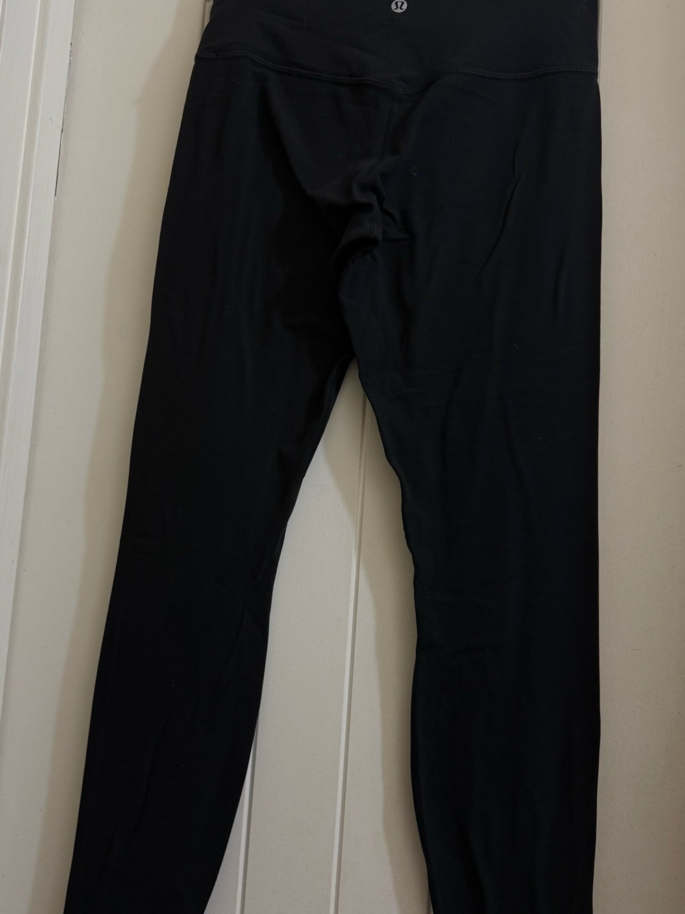 Lululemon aling Black High-Rise Leggings